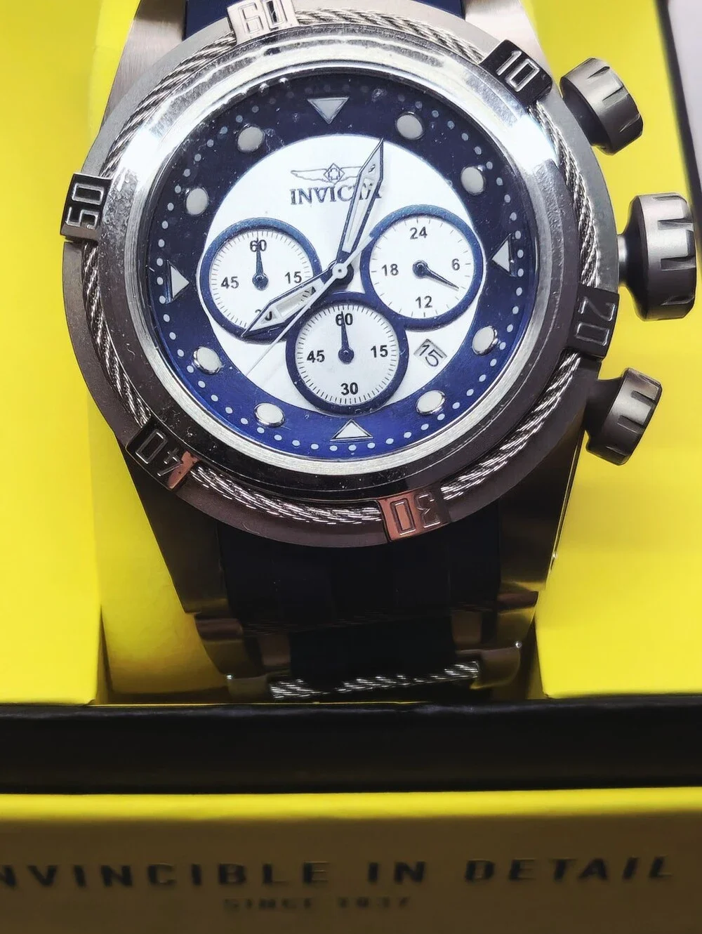 Invicta Bolt Zeus MenModel 37190